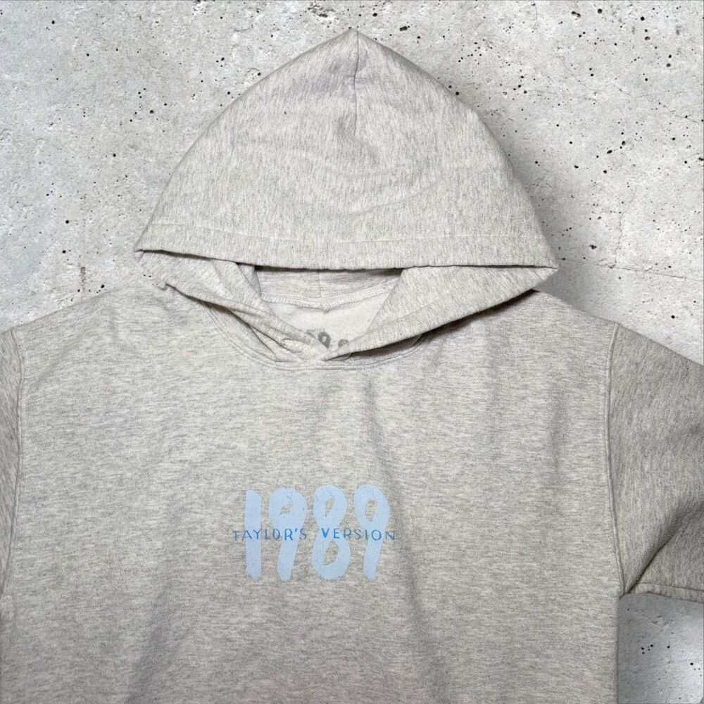 Taylor Swift 1989 Taylor’s Version Hoodie Small Gray Pullover Sweatshirt Merch - Picture 4 of 11